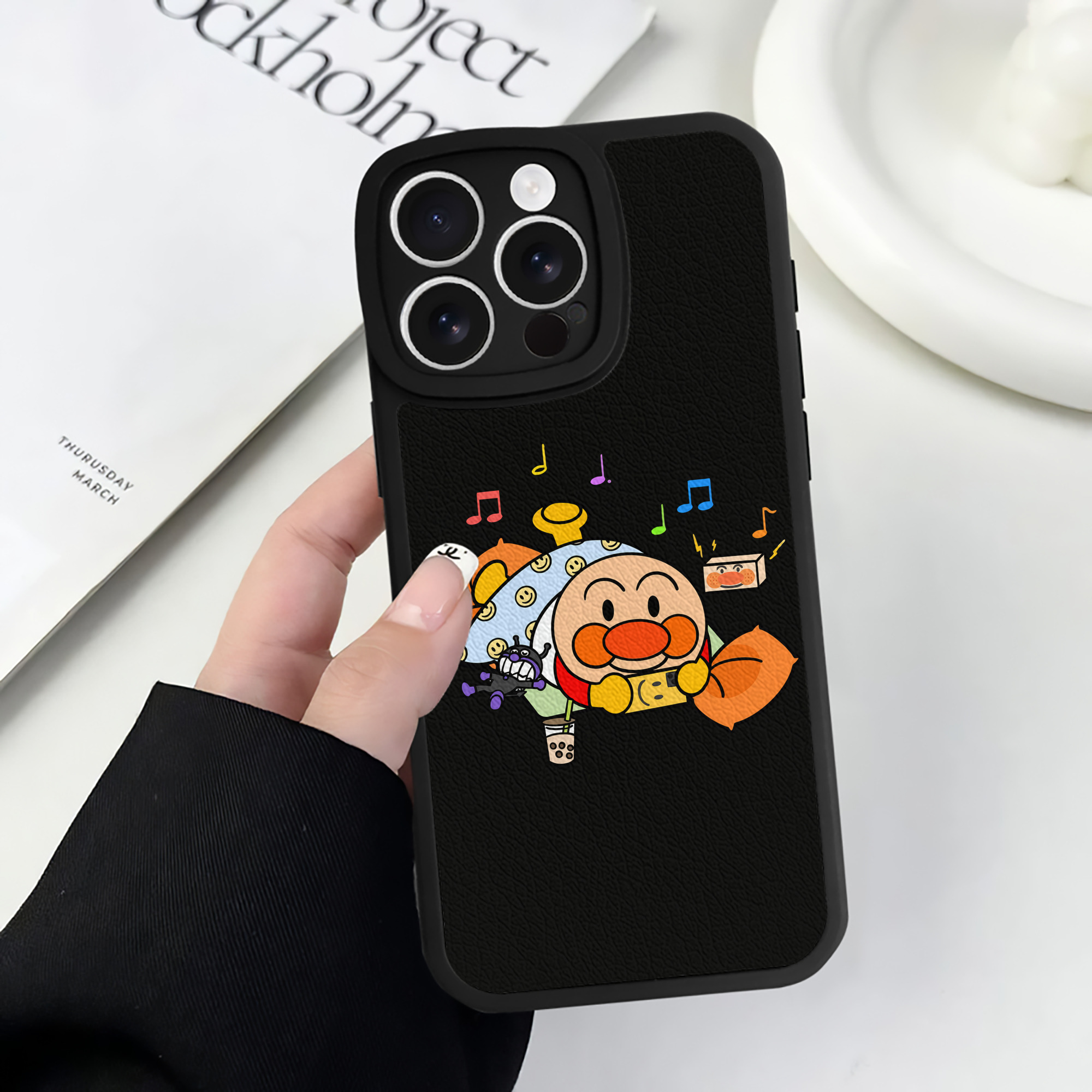 （画像用） アンパンマン Anpanman 【iPhone 16シリーズ対応】シリコンスマホケース（レザー調） 材質：シリコン